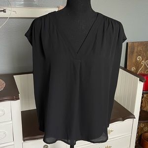 Ann Taylor factory NWT black shirt. Size medium